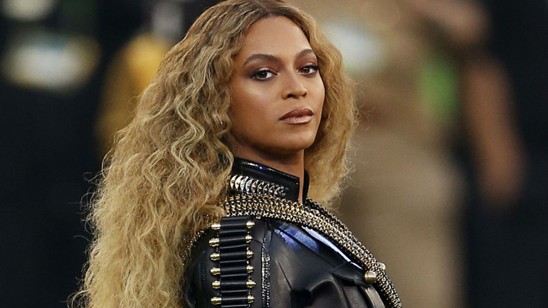 Η Μπιγιονσέ στο πλευρό Αφροαμερικανών φοιτητών