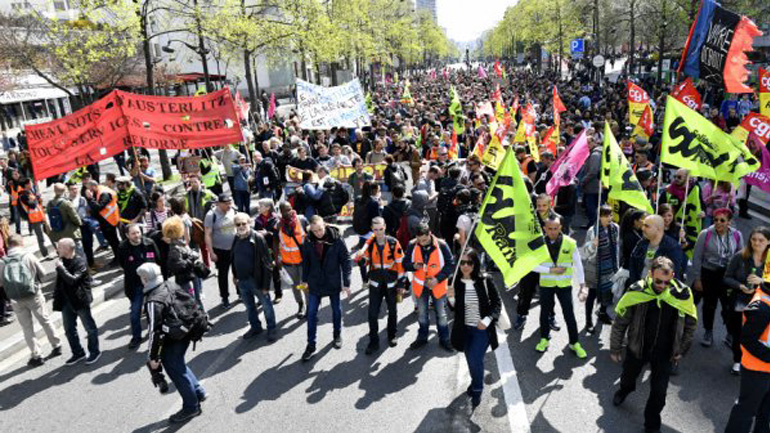 Γαλλία: Συνεχίζεται η απεργία των σιδηροδρομικών, υπό κατάληψη σχολές και πανεπιστήμια