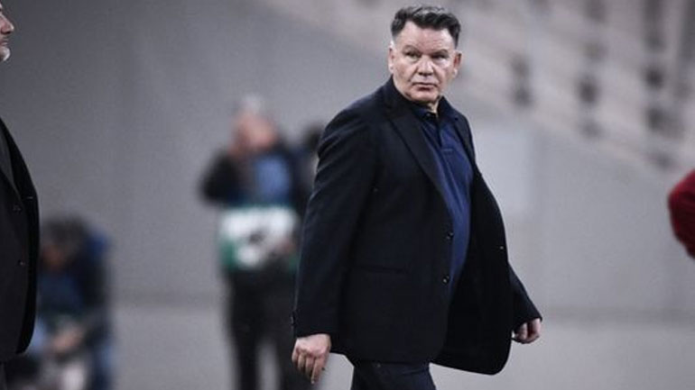 Κούγιας: «Ζητώ συγνώμη για τους άχρηστους συνεργάτες μου»