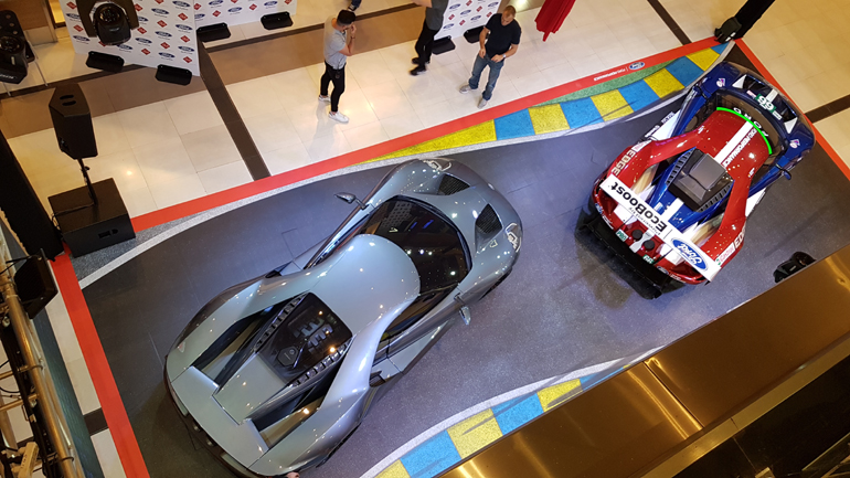 Δεν τα βλέπετε διπλά! Δύο είναι...