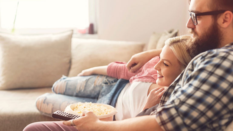 Το Internet είναι τόσο εύκολο: Stream, surf, παιχνίδι και εργασία με το νέο devolo dLAN 1000 mini