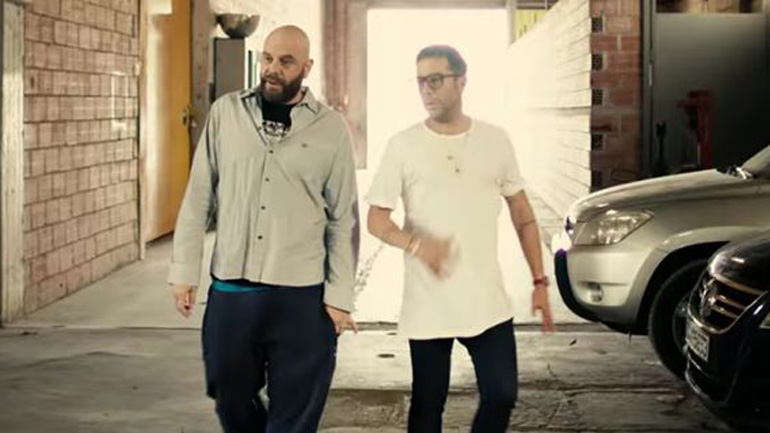 Ένα 24ωρο με τον Γιώργο Μαζωνάκη και τον Μιχάλη από τους Stavento