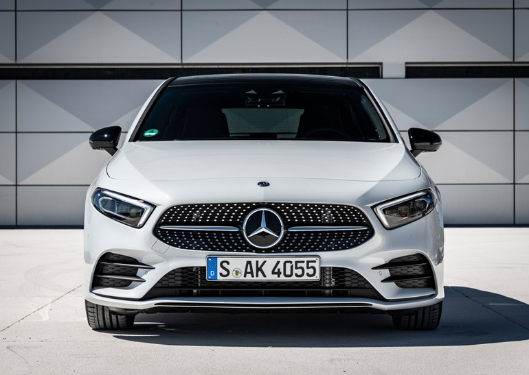 Η νέα Mercedes A-Class θα βρίσκεται τον Ιούνιο στην Ελλάδα