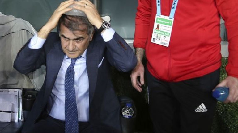 Τουρκία: Συνελήφθη ο οπαδός που πέταξε το κέρμα στον προπονητή της Μπεσίκτας Τουρκία: Συνελήφθη ο οπαδός που πέταξε το κέρμα στον προπονητή της Μπεσίκτας