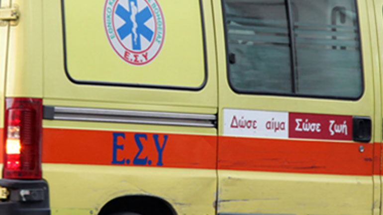 Κρήτη: Άνδρας απειλεί να πέσει από μεγάλο ύψος