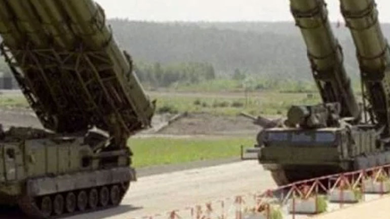 H Μόσχα εξοπλίζει τη Δαμασκό με S-300
