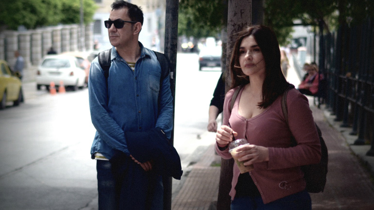 «Ευτυχείτε!» ή «2 εύθυμες ιστορίες για ανθρώπους που δεν ξέρουν να μιλούν»