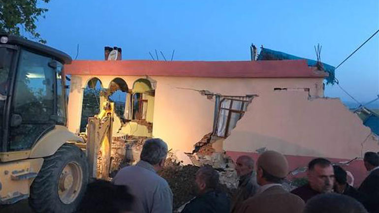 Τουρκία: Ισχυρή σεισμική δόνηση 5,1 Ρίχτερ με 13 τραυματίες