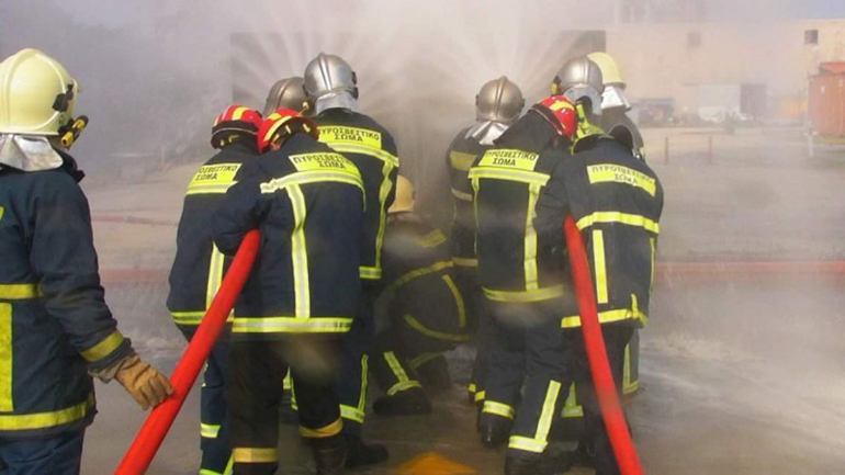 Ανανεώνεται η πρόσληψη των 1.500 εποχικών πυροσβεστών για εξάμηνο αντι πεντάμηνο και για δύο χρόνια Ανανεώνεται η πρόσληψη των 1.500 εποχικών πυροσβεστών για εξάμηνο αντι πεντάμηνο και για δύο χρόνια