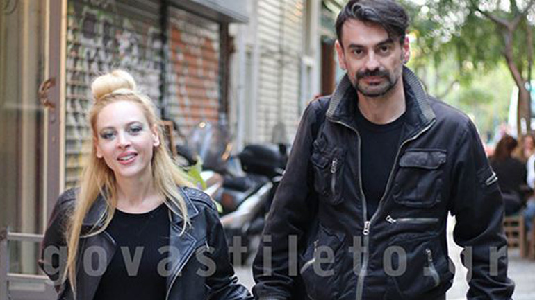 Φαίη Ξυλά & Κωνσταντίνος Γιαννακόπουλος: Πιασμένοι χέρι-χέρι στο κέντρο της πόλης!