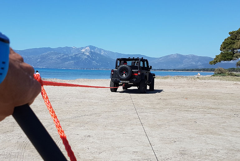 Το Jeep... σέρνει πολλά πράγματα!