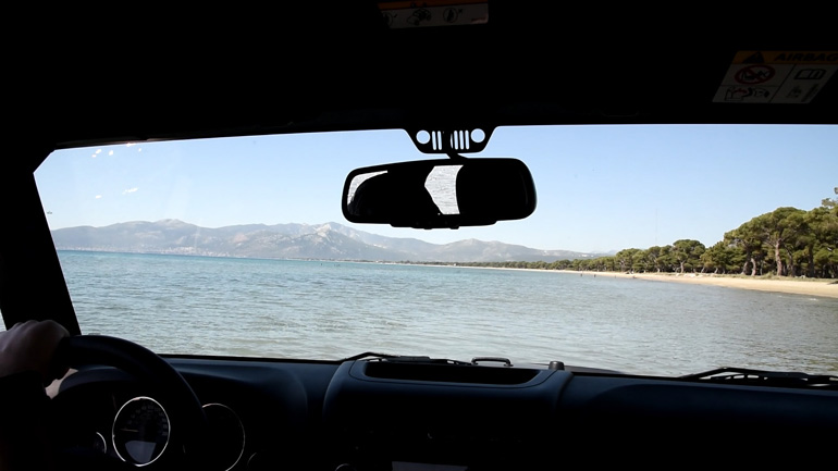 Απλά σκεφτείτε το και αφήστε τα υπόλοιπα στο αυτοκίνητο...