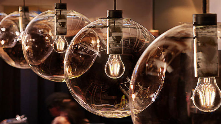 Philips Lighting: Κατάρρευση κατά 67% στα καθαρά κέρδη