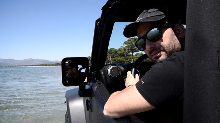 Αυτή την εικόνα την ζεις με ένα Jeep Wragler...