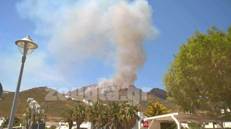 Πυρκαγιά ξέσπασε στη Σέριφο – Κατασβέστηκε με ενισχύσεις από Σύρο και Αθήνα