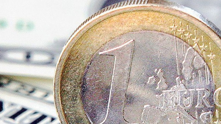 Οριακή άνοδο σημειώνει το ευρώ