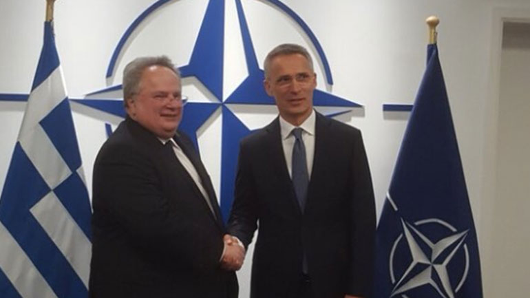 Ο Ν. Κοτζιάς ενημέρωσε τον Γ. Στόλτενμπεργκ για τις διαπραγματεύσεις με την ΠΓΔΜ