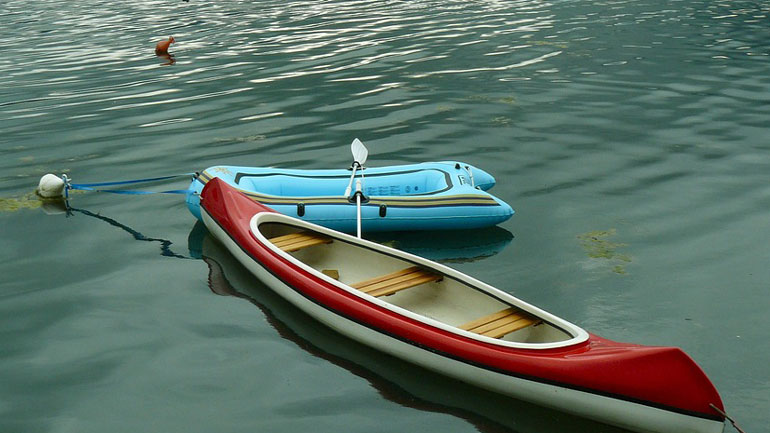 Ιθάκη: Χειριστής κανό ανασύρθηκε νεκρός από τη θάλασσα