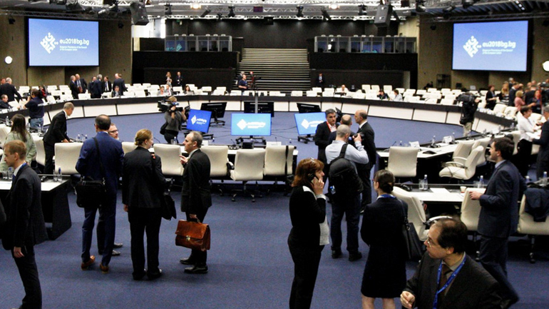 Σολτς: Βλέπουμε την Ελλάδα με μεγαλύτερη αισιοδοξία