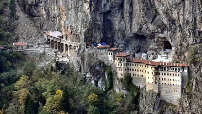 Ανοίγει και πάλι η Παναγία Σουμελά στον Πόντο