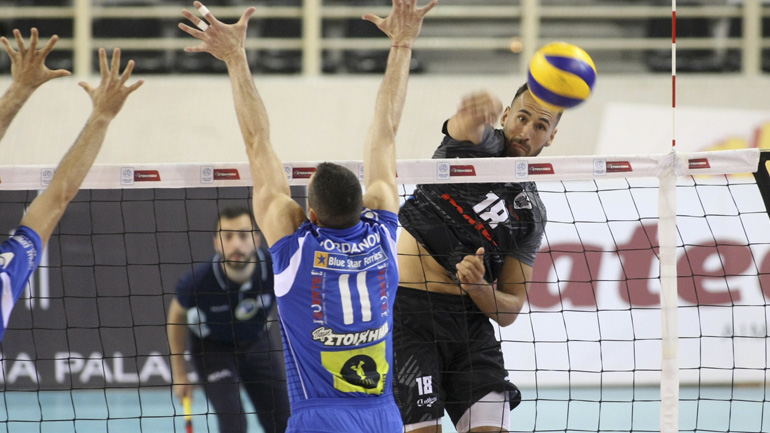 Volley League: Ο ΠΑΟΚ νίκησε 3-0 τον Φοίνικα και έκανε το 2-0 στις νίκες