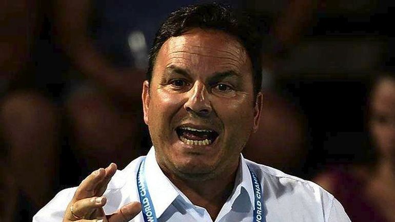 Βλάχος: «Μονόδρομος η νίκη και για τους δύο»