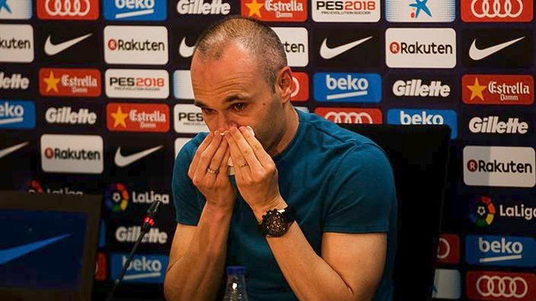Αποχαιρέτησε τη Μπαρτσελόνα με δάκρυα ο Αντρές Ινιέστα