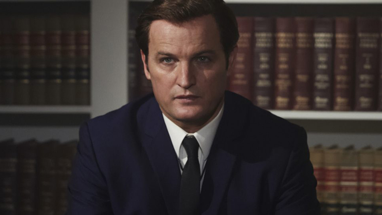 Η νέα ταινία του Τζον Κιούραν αφηγείται το σκάνδαλο του Τεντ Κένεντι