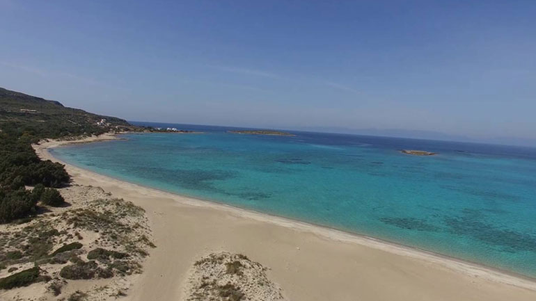 Νεκρή θαλάσσια χελώνα στα «Νησιά Παναγίτσας» στην Ελαφόνησο