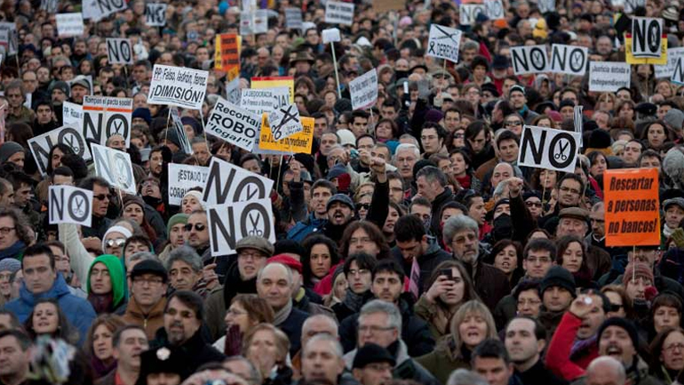 Ισπανία: Μαζική διαμαρτυρία για την απαλλαγή πέντε ανδρών από την κατηγορία του βιασμού