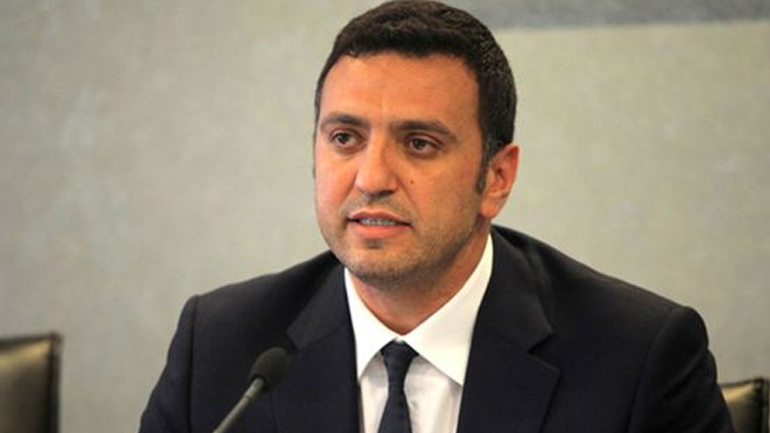 Βασίλης Κικίλιας: Η selfie με την Έλενα Ράπτη σε κοινωνική εκδήλωση