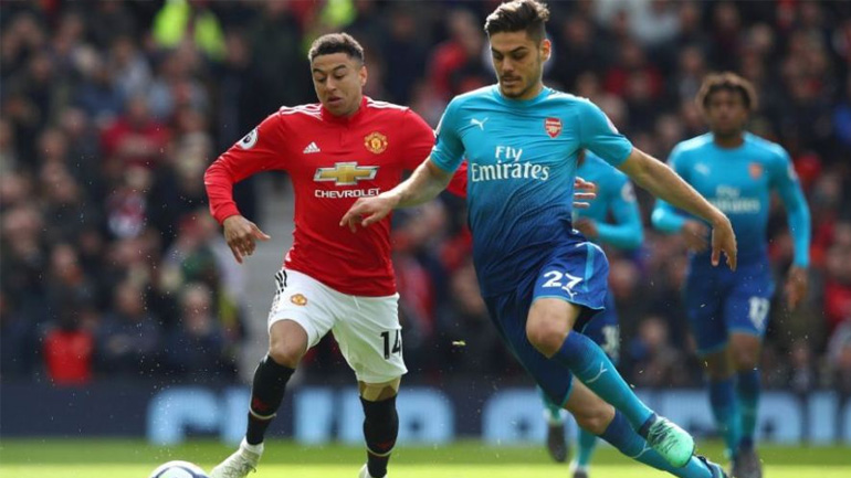 Στο φινάλε η Μάντσεστερ 2-1 την Άρσεναλ, στο ντεμπούτο Μαυροπάνου