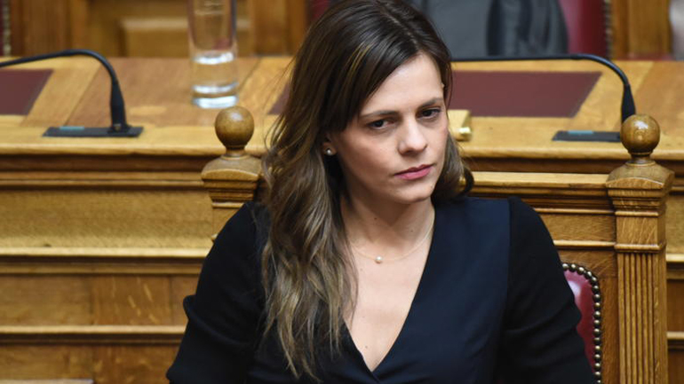 Αχτσιόγλου: Στόχος μας η αύξηση του κατώτατου μισθού