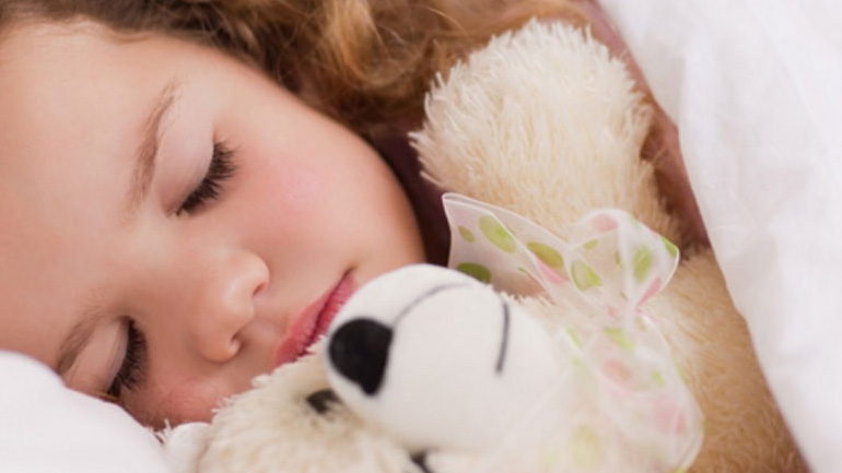 Πρέπει ή όχι τα παιδιά να κοιμούνται το μεσημέρι;