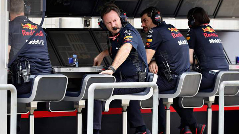 Έξαλλος ο Horner με τους οδηγούς του