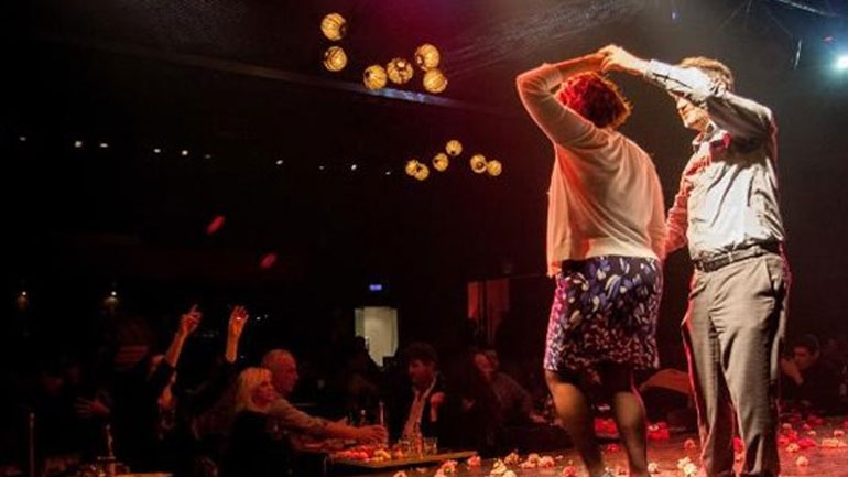 Πάτωσαν τα φιρμάτα μπουζουκομάζα