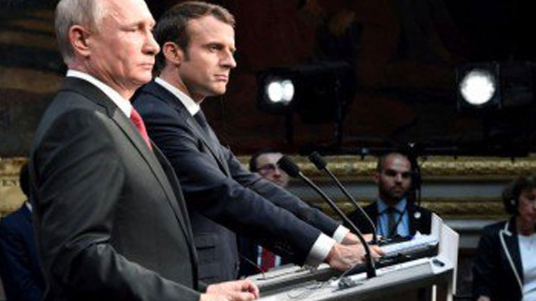 Πούτιν και Μακρόν συμφώνησαν ότι πρέπει να παραμείνει σε ισχύ η συμφωνία για το πυρηνικό πρόγραμμα του Ιράν