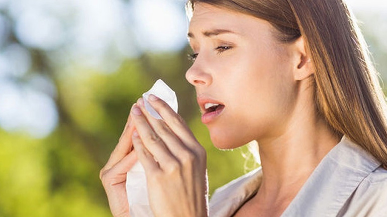 Για μεγάλη έξαρση και παρατεταμένη περίοδο εποχικών αλλεργιών μιλούν οι επιστήμονες