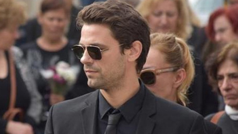 Θλίψη και πόνος στο τελευταίο αντίο στον Γιάννη Τότσικα