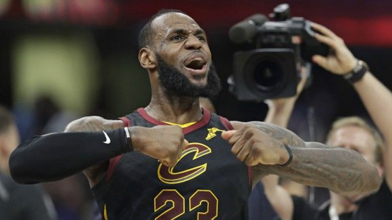 Νίκες για Καβαλίερς και Γουόριορς στα πλέι οφ του ΝΒΑ