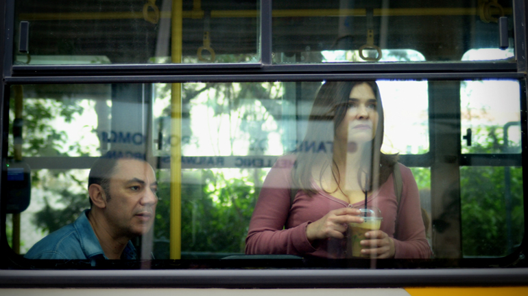 Ευτυχείτε! ή 2 εύθυμες ιστορίες για ανθρώπους που δεν ξέρουν να μιλούν