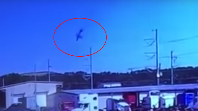 Βίντεο-ντοκουμέντο: Καρέ-καρέ η συντριβή C-130 στην Τζόρτζια των ΗΠΑ