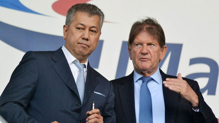 Σε καφετέρια της παραλιακής ο Παϊρότ Πιεμπονγκσάντ