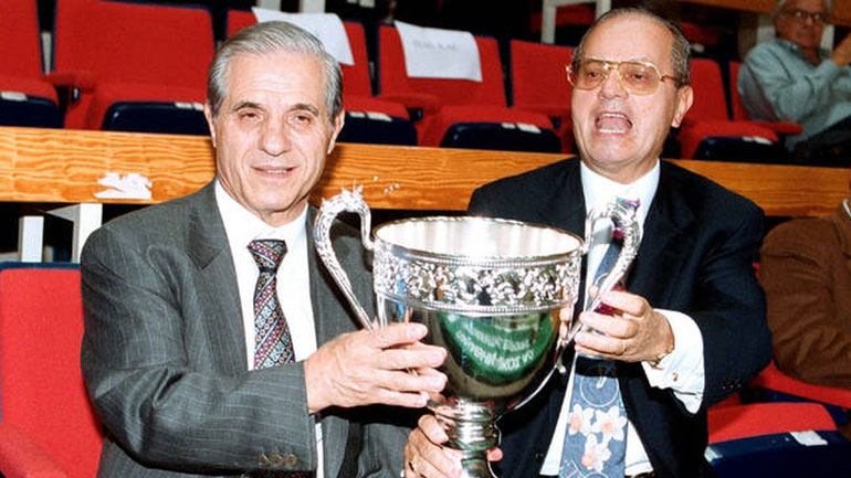 «Κεραυνοί» Παύλου και Θανάση Γιαννακόπουλου κατά Μπερτομέου και Euroleague