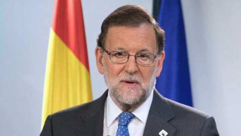 Ισπανία: Ο Ραχόι αποτίει φόρο τιμής στα θύματα της ΕΤΑ