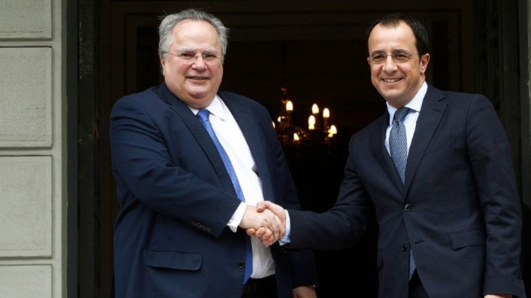 Συνομιλίες των ΥΠΕΞ Κύπρου-Ελλάδος στη Λευκωσία