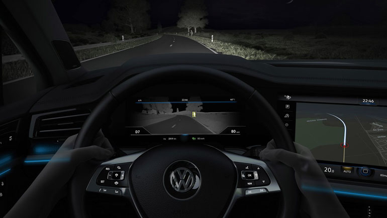 Το νέο VW Touareg βλέπει στο σκοτάδι!