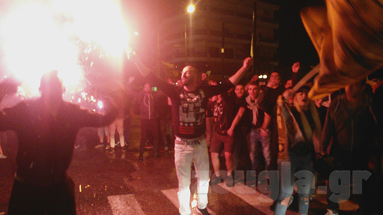 Πανηγυρισμοί στη Νέα Φιλαδέλφεια για την κατάκτηση του Basketball Champions League από την ΑΕΚ