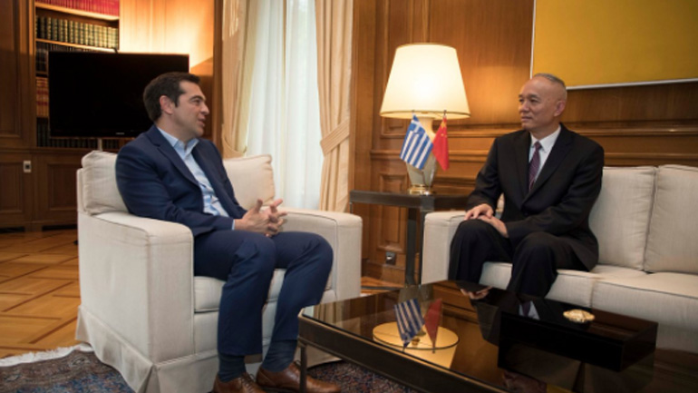 Συνάντηση Αλ. Τσίπρα με το μέλος του ΠΓ του ΚΚΕ Κίνας, Cai Qi