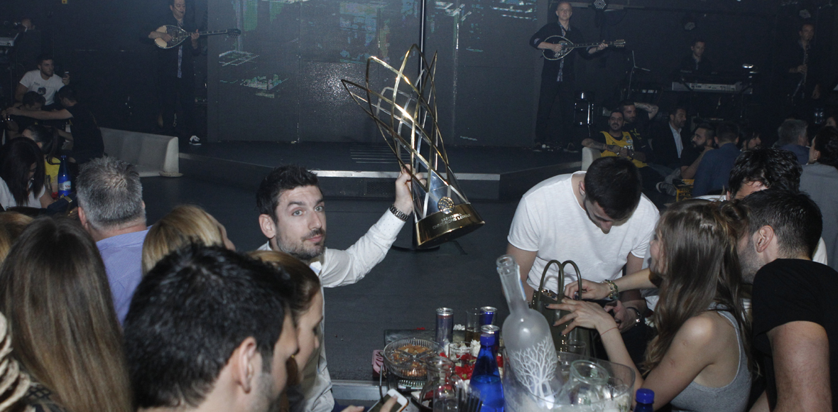 Βασίλισσα ξανά